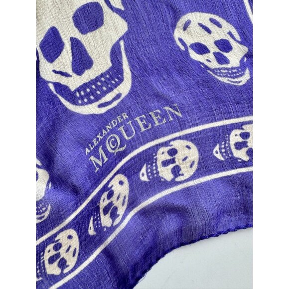 ALEXANDER MCQUEEN Skull Motif Purple Silk Chiffon Large Square Scarf - Picture 8 of 15